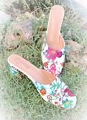 Chaussure shoes mule sandale talon carré fleur flower nu pied fleuris chic élégante 41 42