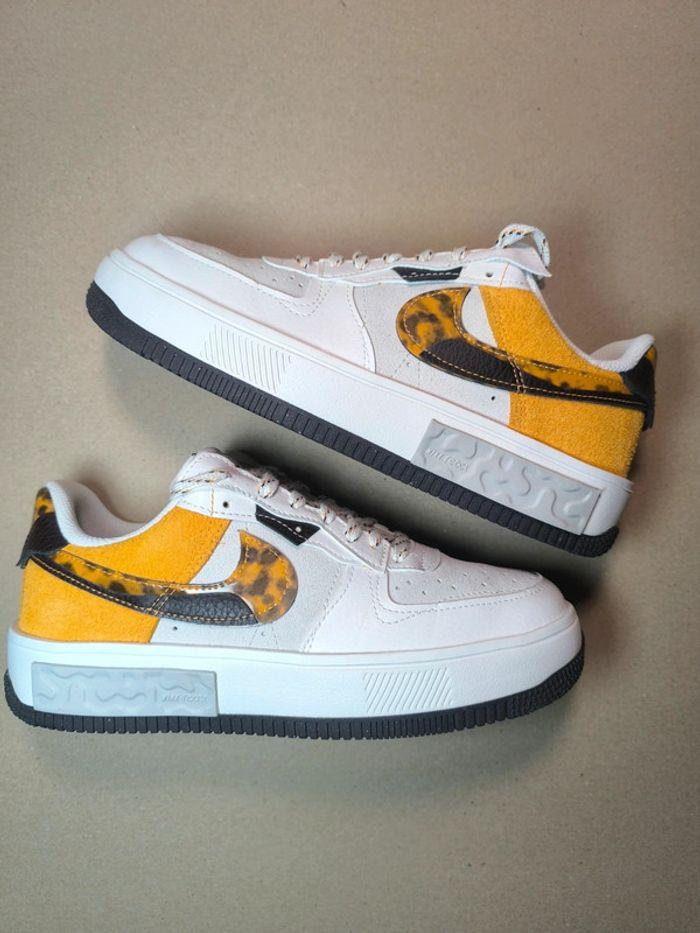 Baskets Nike air force one fontanka écaille de tortue neuves sans semelle sans boîte - photo numéro 3