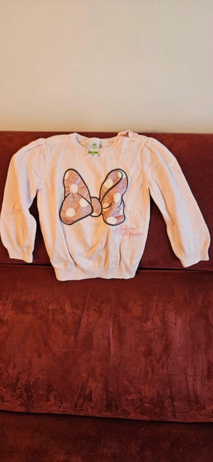 Pull Minnie taille 2 ans 86cm - photo numéro 1