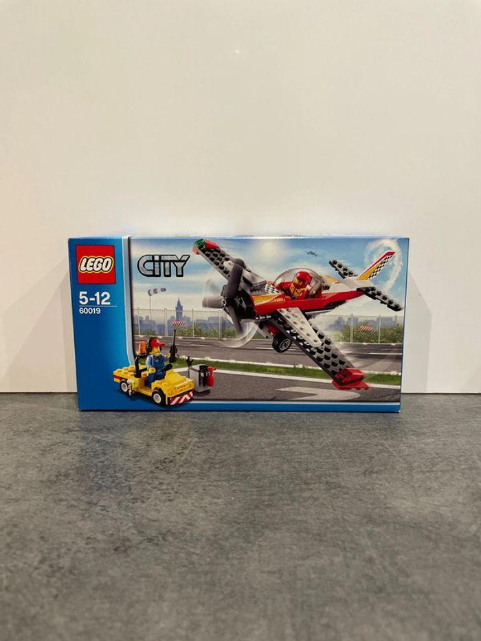 LEGO City 60019 L’avion de voltige - photo numéro 1