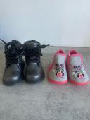 Lot chaussures bottines et pantoufles