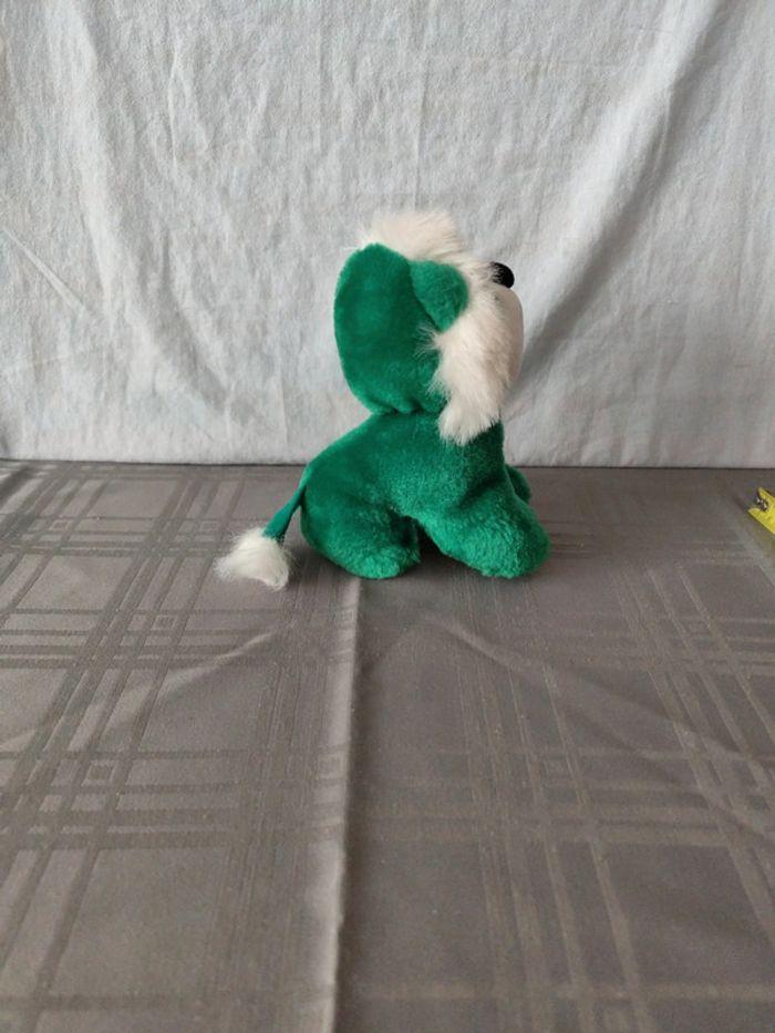 Peluche verte chien - photo numéro 4