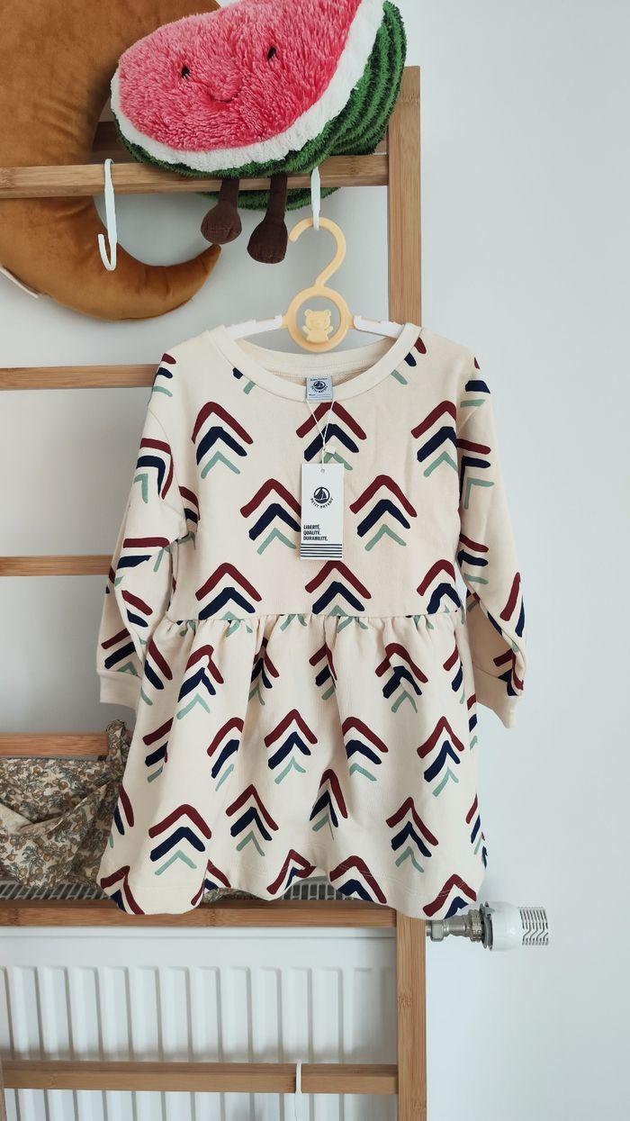 Robe 5 ans petit bateau - photo numéro 1