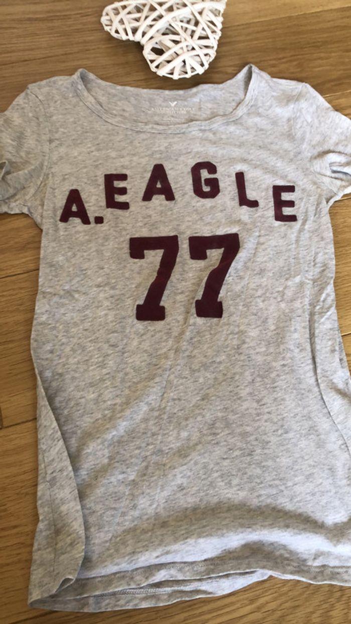 Tee shirt american eagle taille XS gris inscriptions - photo numéro 1