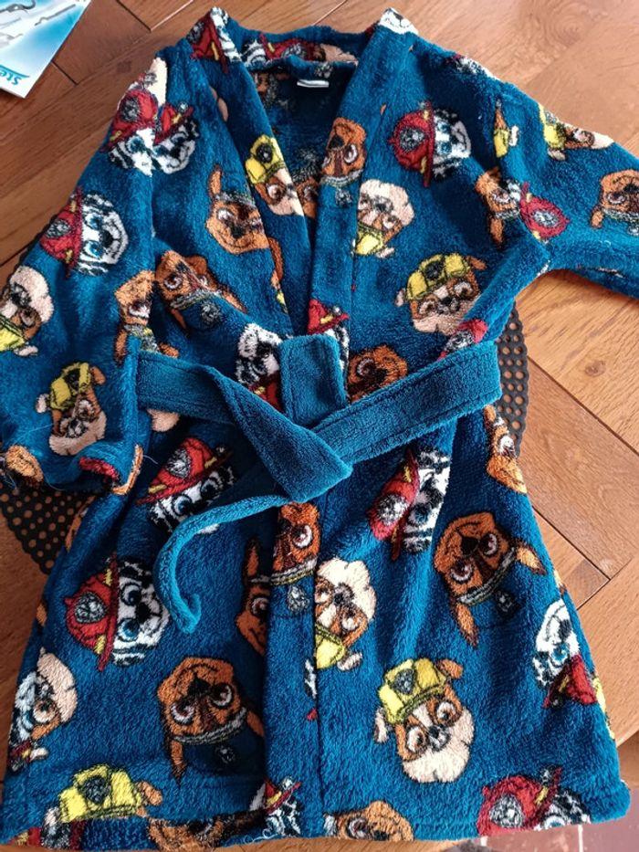 Robe de chambre pat patrouille taille 3-4 ans - photo numéro 1