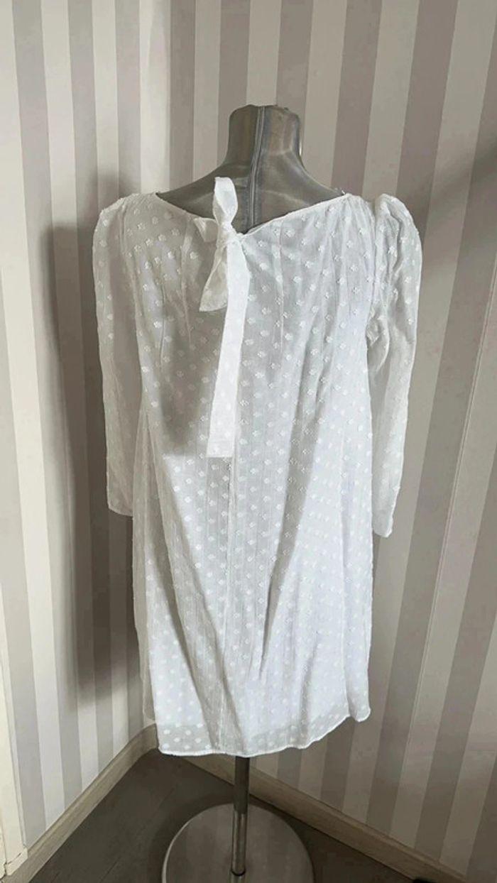 Robe Claudie Pierlot T:38 blanche - photo numéro 3