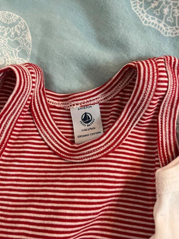 Lot 2 bodies Petit Bateau 6 mois - photo numéro 4