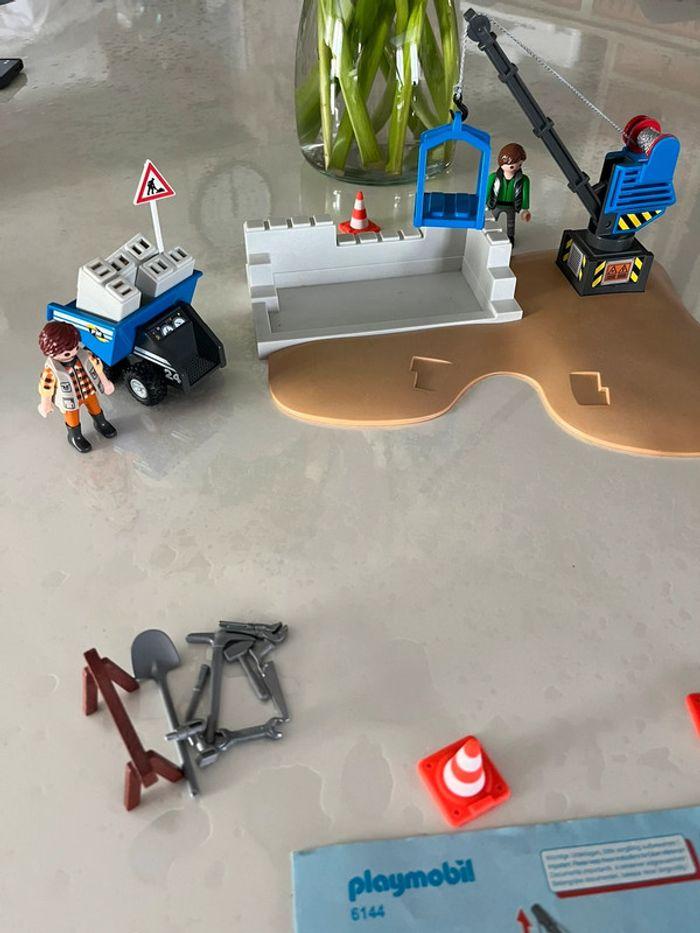 Lot playmobil travaux - photo numéro 3