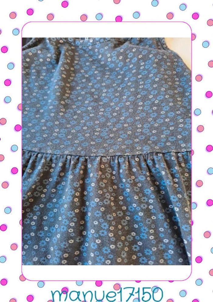 Robe 4 ans FPC bleu marine motif fleurs - photo numéro 4