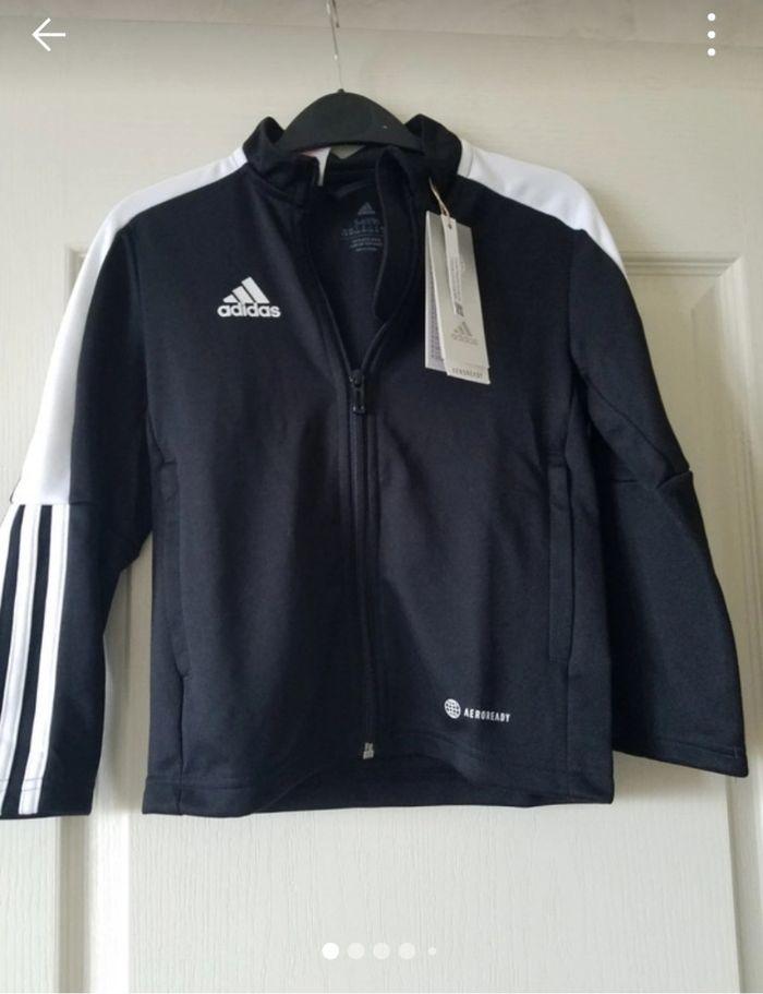 Veste Adidas noir t 5/6 ans NEUF - photo numéro 9