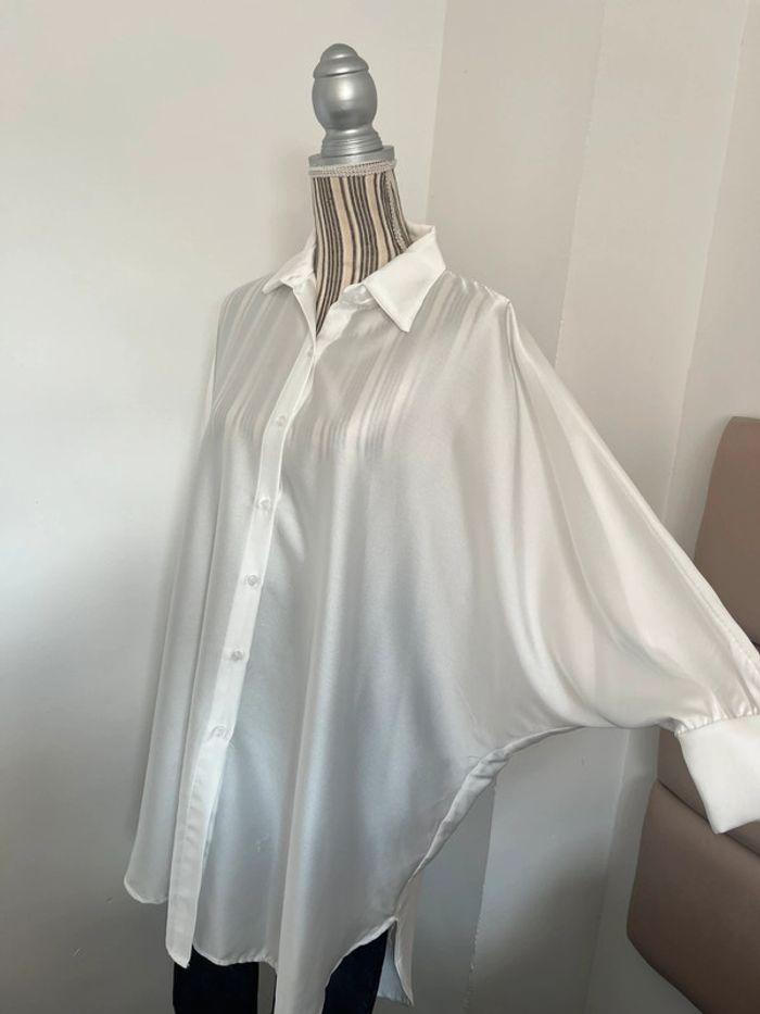 Chemise longue blanche satinée - photo numéro 3