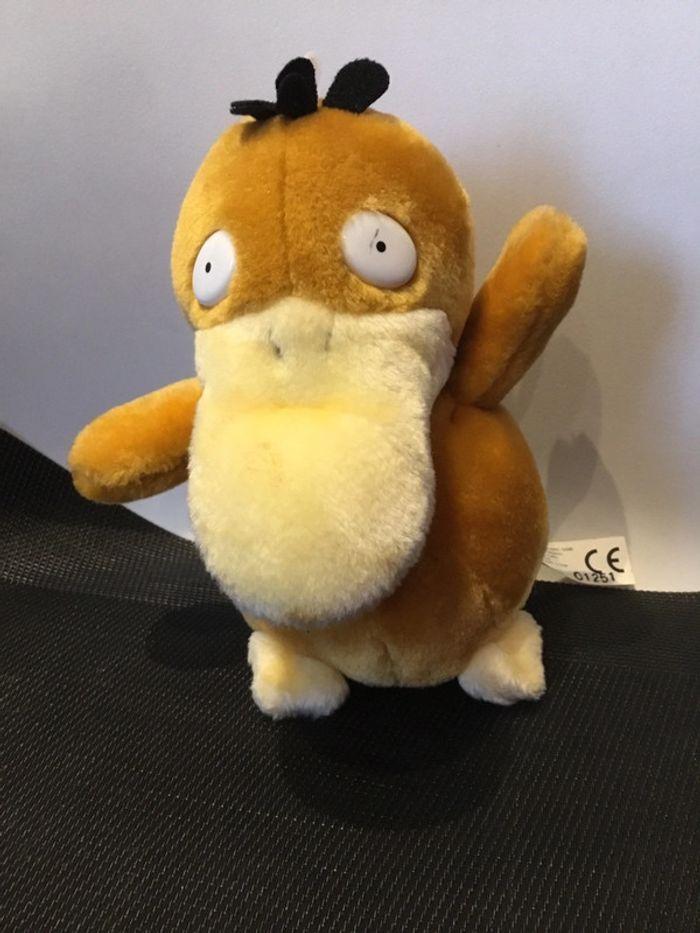 Pokémon Peluche Psykokwak Psyduck vintage 1999 Hasbro Nintendo officielle - photo numéro 2