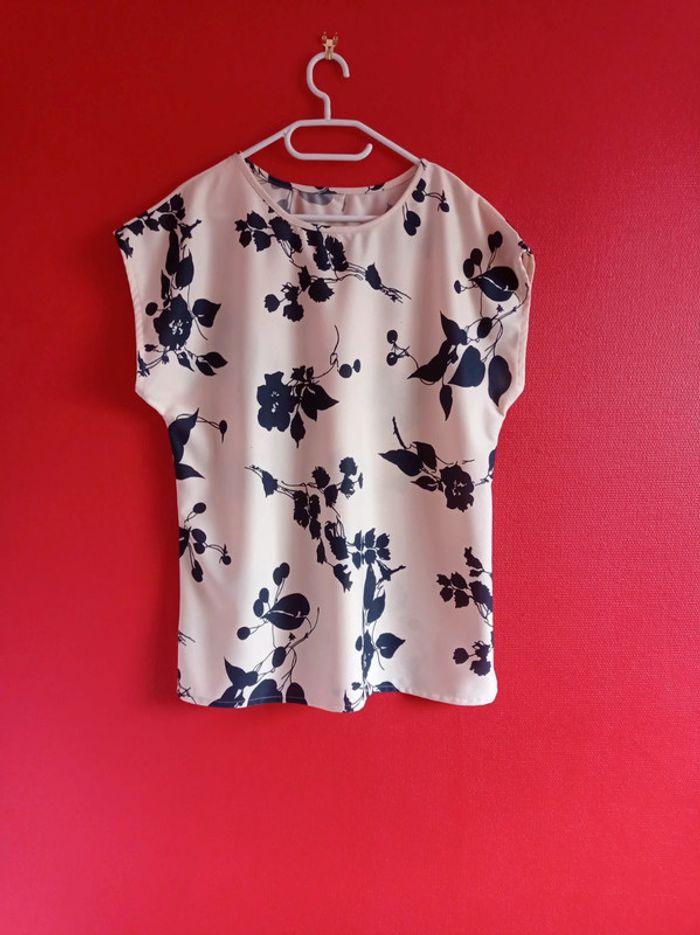 Blouse taille 44 Crème Fleurs Marine - photo numéro 1