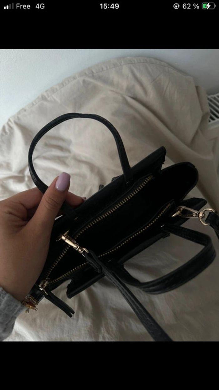 Petit sac Zara noir très bon état - photo numéro 2