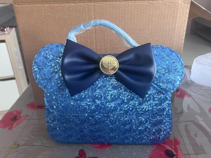 Loungefly sequin bleu Mickey ta ou la neuf - photo numéro 1