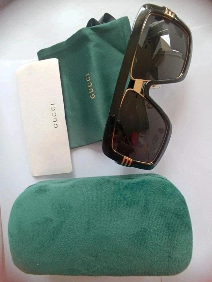 Lunette de soleil Gucci - photo numéro 1