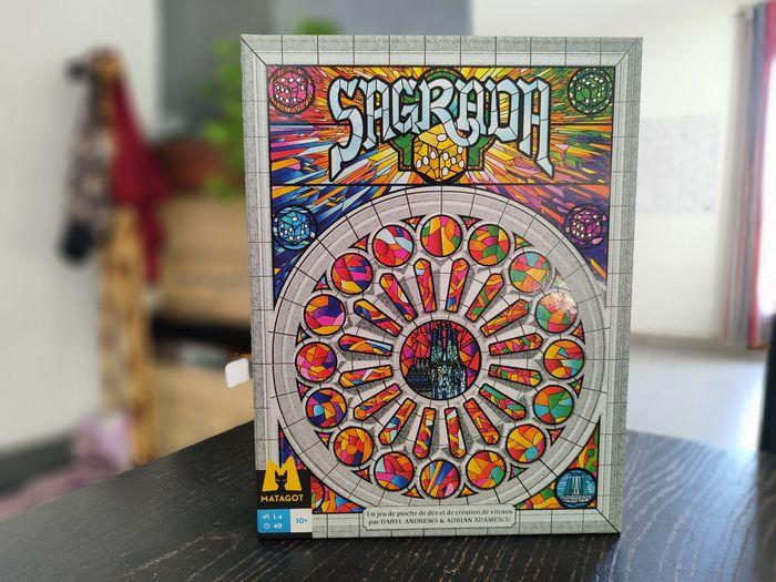 Sagrada + goodies de Sagrada artisans - photo numéro 1