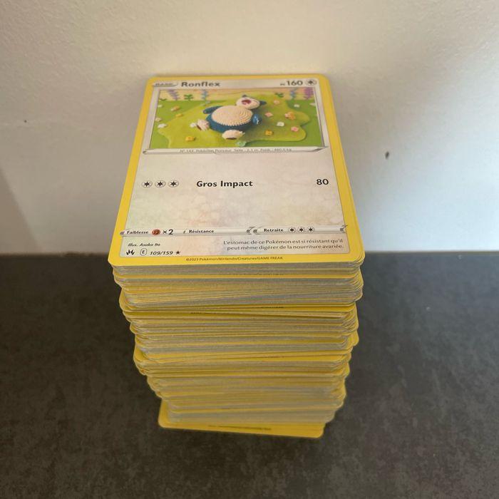 Lot d’environ 300 cartes pokemon Zénith Suprême