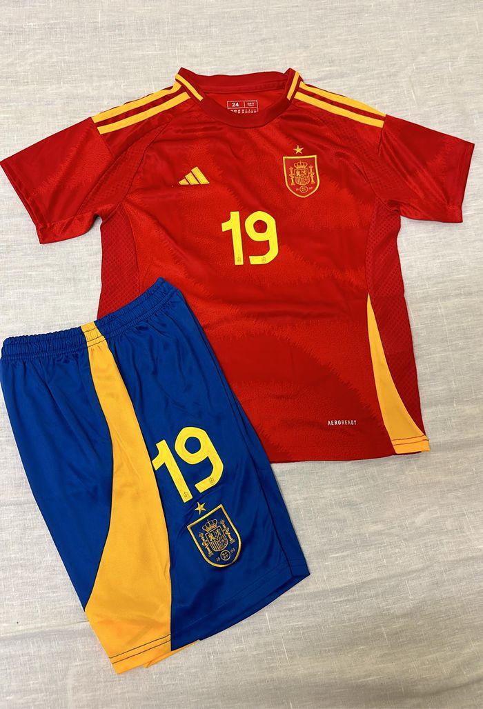 Ensemble de foot Équipe de Espagne 2024/2025 - photo numéro 1