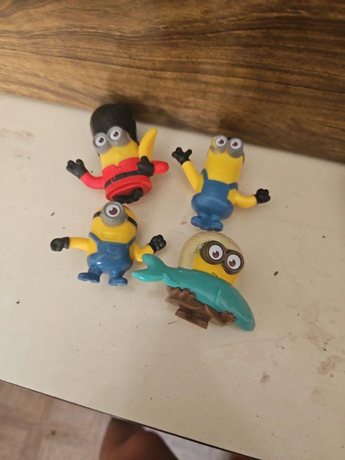 Lot figurines minions - photo numéro 2