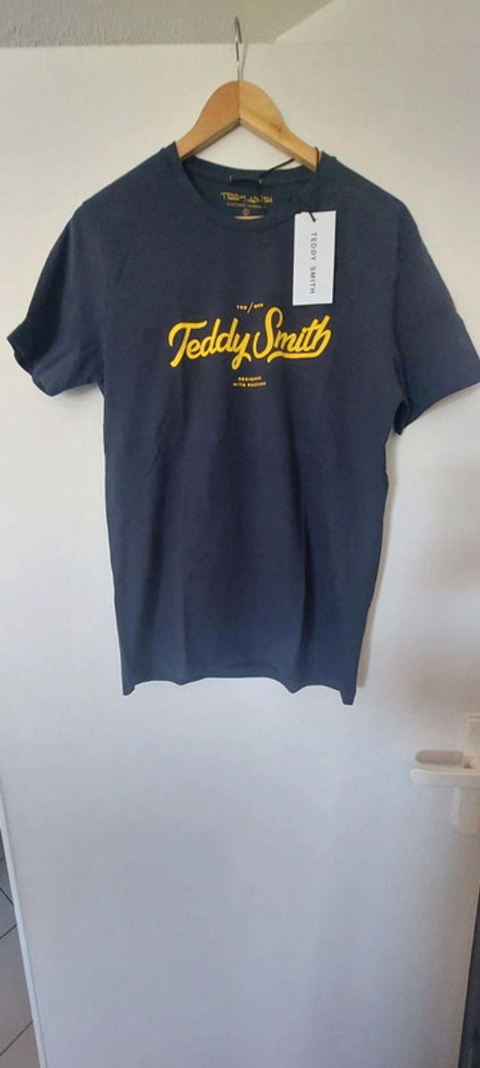 Tee shirt Teddy Smith taille S - photo numéro 1