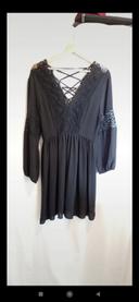 Robe noire Sandro taille 40