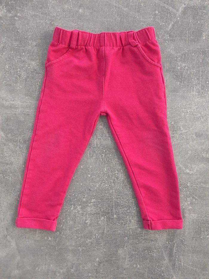 Pantalon rose Kiabi 24 mois - photo numéro 1