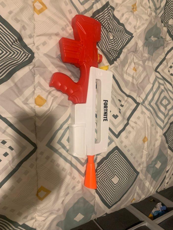 Hasbro NERF Pistolet à eau Super Soaker Fortnite burst AR - photo numéro 2