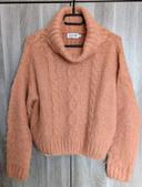 Gros pull Molly Bracken