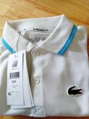 Véritable polo lacoste neuf avec etiquette