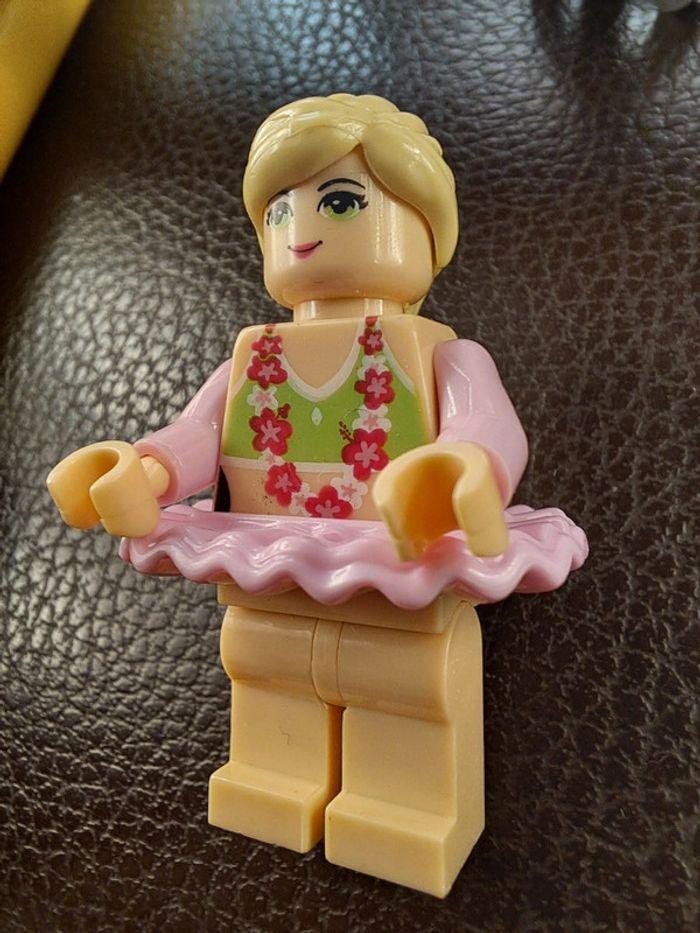 Figurine Lego compatible Danseuse - photo numéro 2