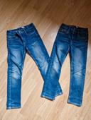 Lot de Jeans okaidi taille 7 ans