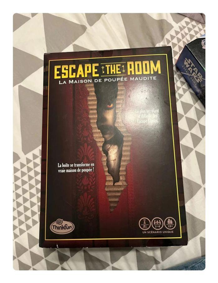 Escape the room la maison de poupée maudite - photo numéro 1