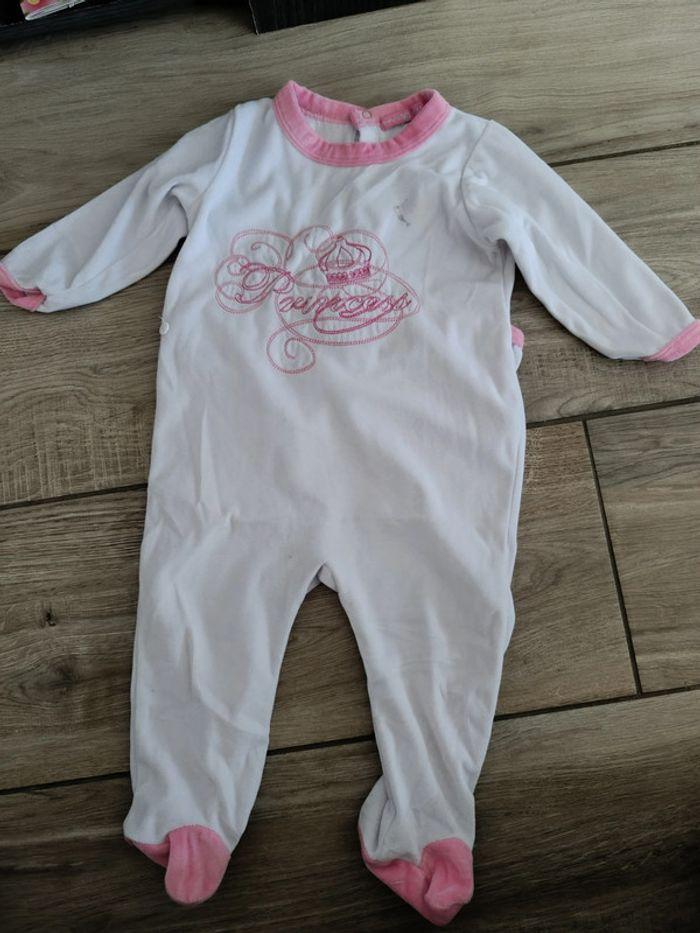 Lot de 5 pyjamas 18 mois fille - photo numéro 10