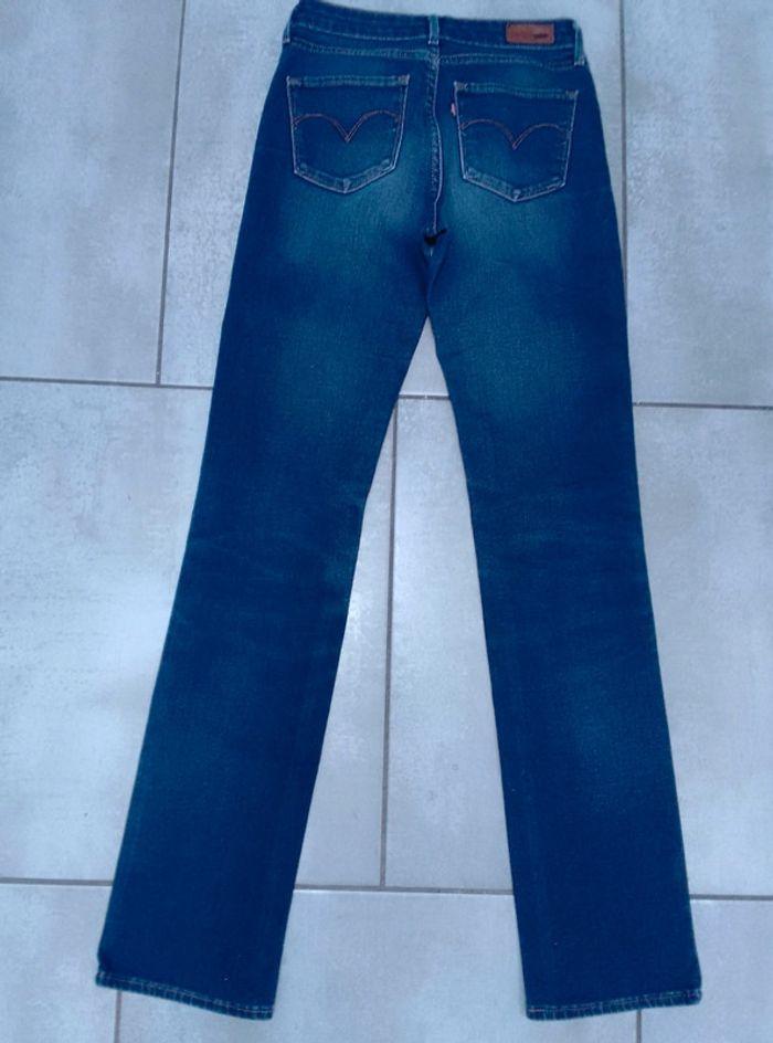 Jeans Levi's femme W26 L34 - photo numéro 1