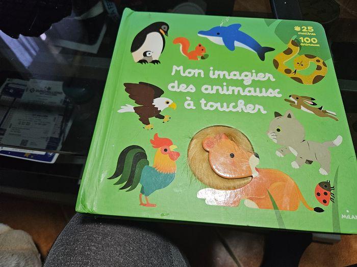 Livre Mon imagier des animaux à toucher - photo numéro 1