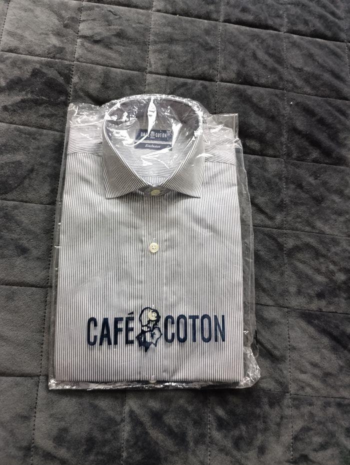 Chemise café coton 38 slim, sous plastique. - photo numéro 3