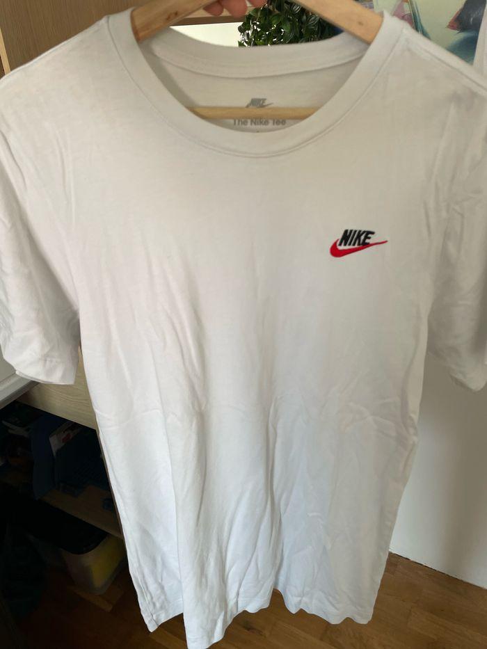 Lot de 2 tee shirt Nike - photo numéro 2