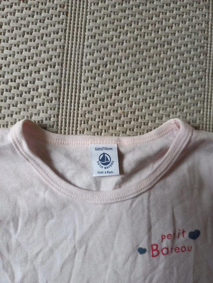 Tee-shirt Petit Bateau 6 ans - photo numéro 2