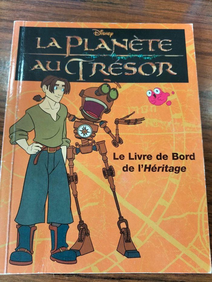 Livre de poche "La planète aux trésors" - photo numéro 1