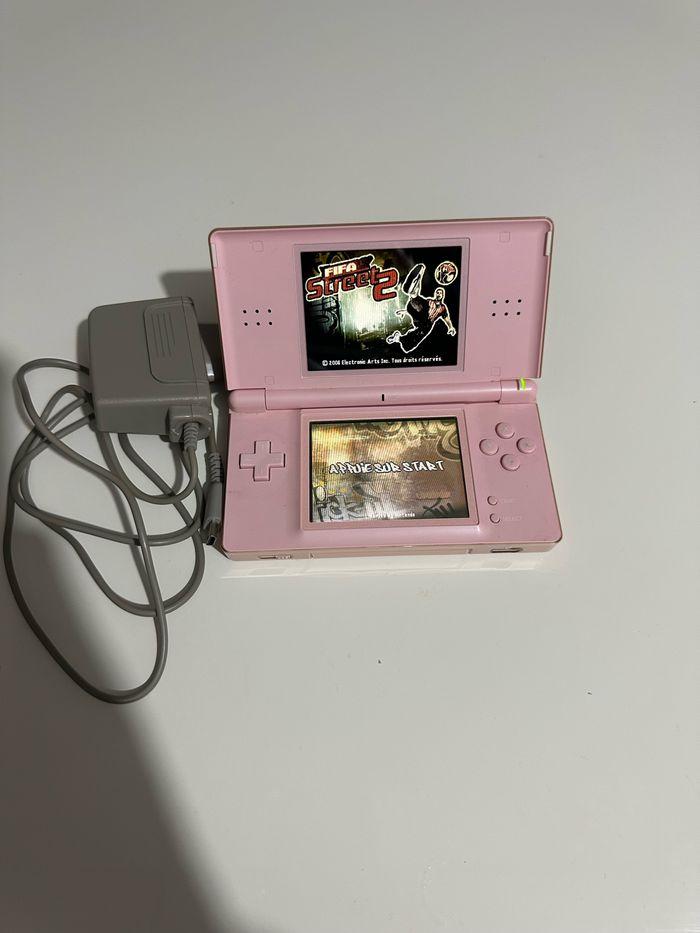 Nintendo ds lite - photo numéro 1