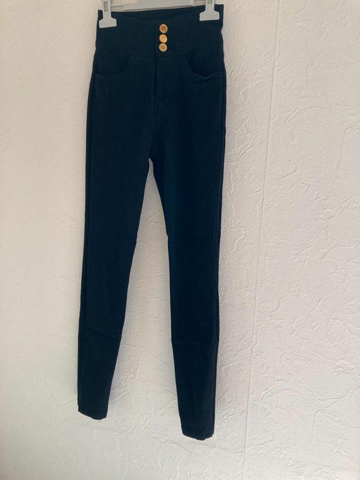 Pantalon noir Shein - photo numéro 2