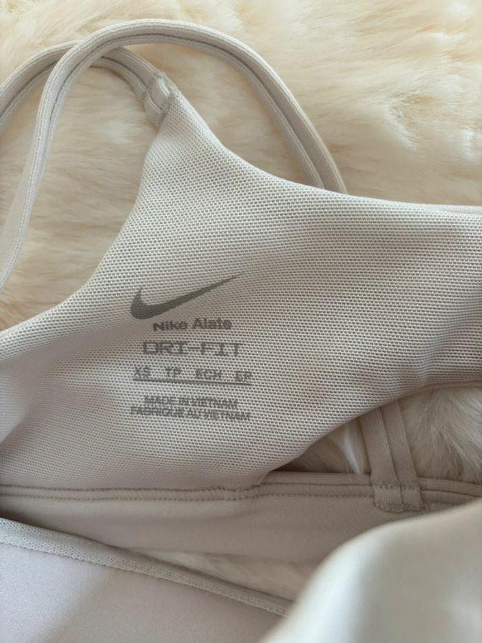 Brassière de sport Nike Alate - photo numéro 4