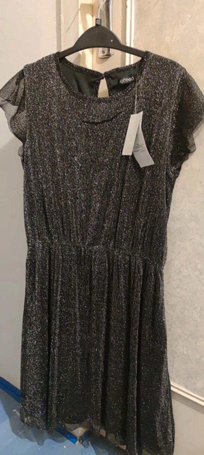 Robe brillante noir pour les fêtes noël neuve 12 ans - photo numéro 1