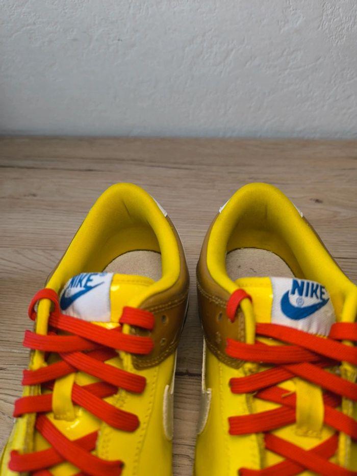 Baskets Nike dunk low spongebob pointure 39 peut porter sans boîte d'origine - photo numéro 4