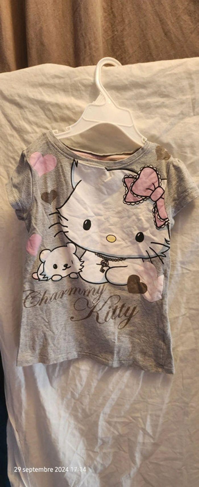 T-shirt hello Kitty 6 ans - photo numéro 1