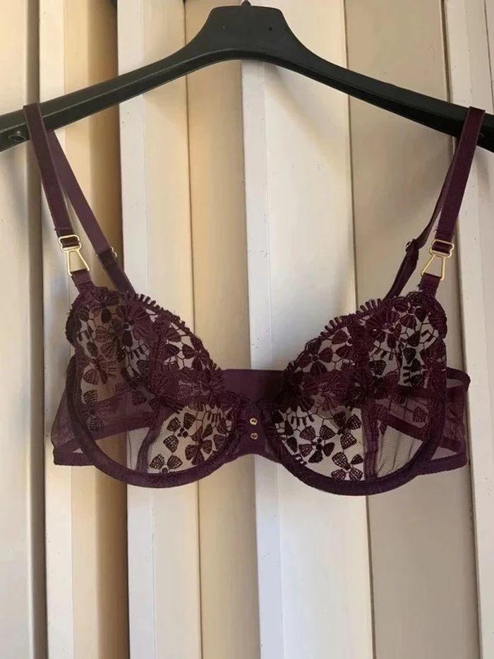 Soutien-gorge bordeaux Datjeeling 90C - photo numéro 1