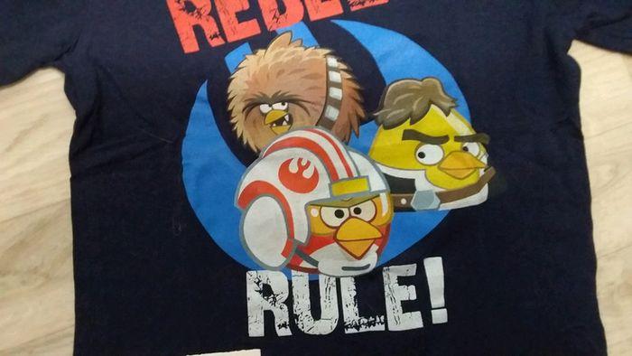 Tee shirt " Angry Birds" en excellent état - photo numéro 2