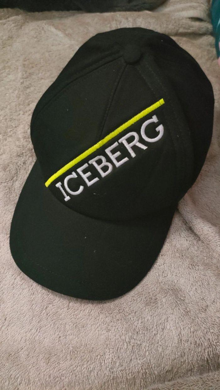 Casquette iceberg - photo numéro 1