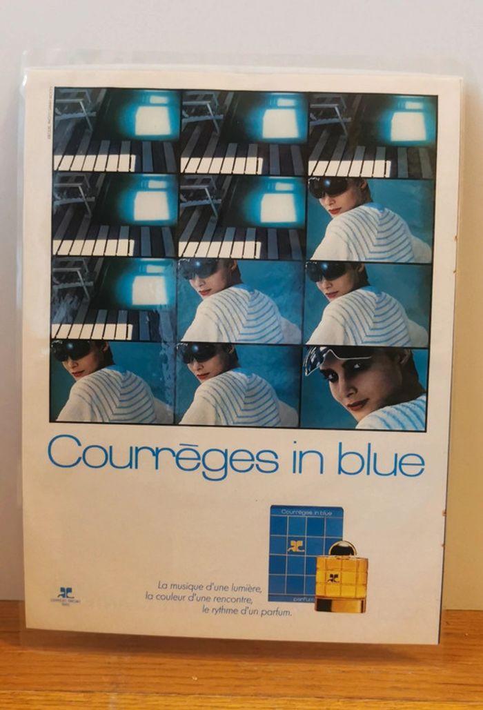 Ancienne publicité lou / courreges in blue - photo numéro 2